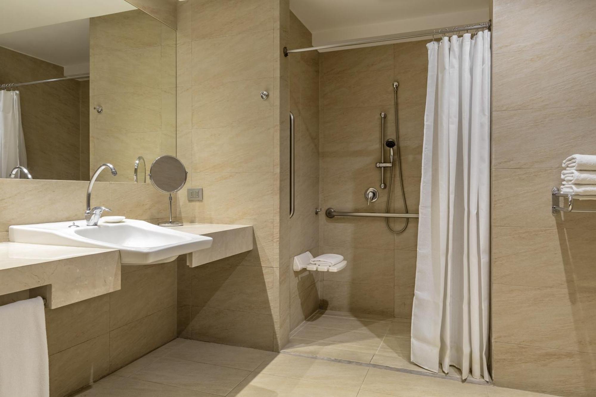 Sheraton Miramar Hotel&convention Center 5*